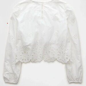 AE - Long Sleeve High Neck Crop Top - White - Size Small